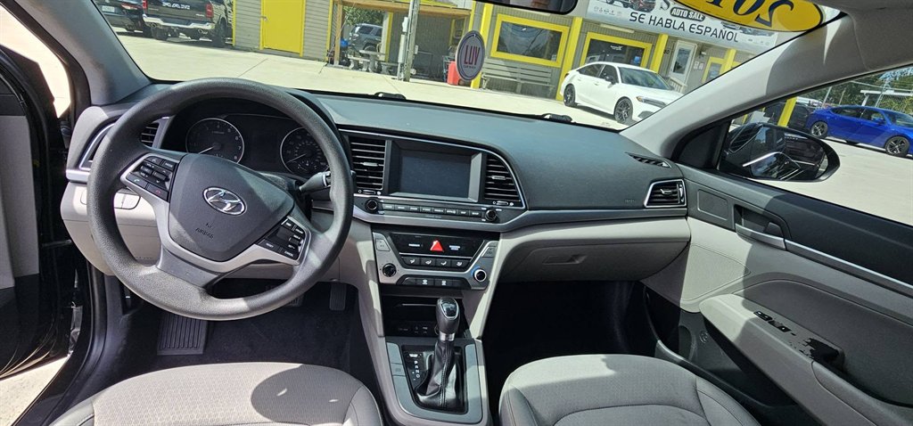 2017 Hyundai Elantra SE - Photo 7